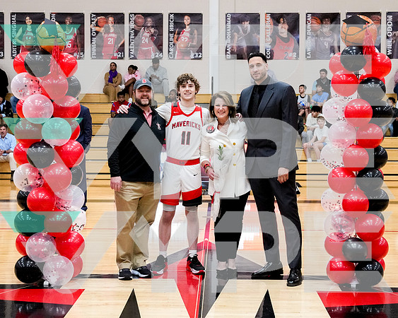 04-SJS_vs_KINKAID_BB_SENIORS-(HINSON)