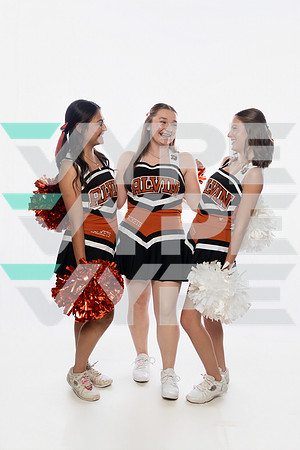 SNY01744_ALVIN_CHEER-(COLLIER)