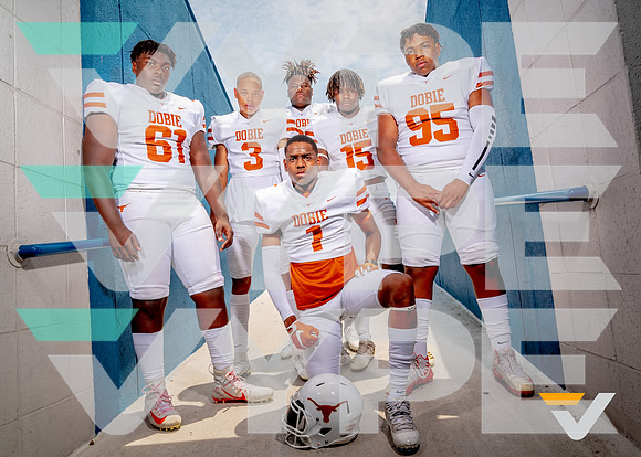 DOBIE_FB_TEAM_225-(BCC)