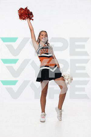 SNY01717_ALVIN_CHEER-(COLLIER)