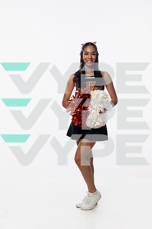 SNY01684_ALVIN_CHEER-(COLLIER)
