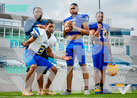 WASHINGTON_FB_TEAM_393-(JP)