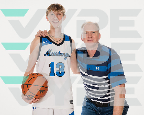 FRIENDSWOOD_BB_Brady Fiesinger-(COLLIER)-00545