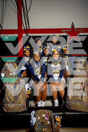 NIMITZ_CHEER_00563-(DRISKILL)