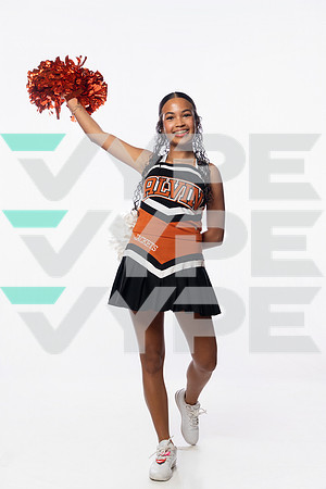 SNY01707_ALVIN_CHEER-(COLLIER)