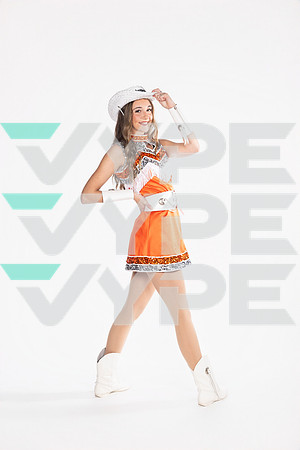 0584ORANGEFIELD_SOPHISTICATS-(JUSTIN)