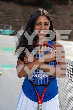 NUEVA_TENNIS_SNY00132-(COLLIER)