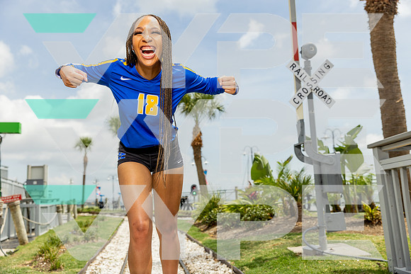 KLEIN_HIGH_VB_Mikala Sampson_4D8A0536-(DELEON)