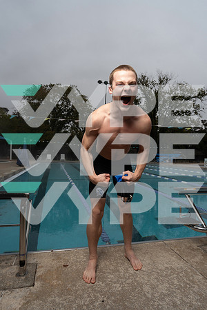 EPISCOPAL_SWIM_00046-(COLLIER)