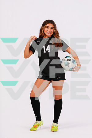 HOC01981-SOTOMAYOR_GIRLS_SOCCER-(HINSON)