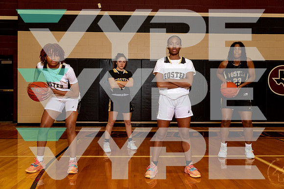 FOSTER_GBB_TEAM_Caroline Polk, Jada Arnold, Kailani Lindsey, Laurelle Ihekona-(WRIGHT)-2