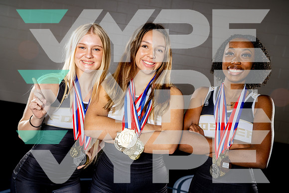FOSTER_WRESTLING_Jeanie Hawkins, Kera Akanga, Madison Canales-(BCC)-2