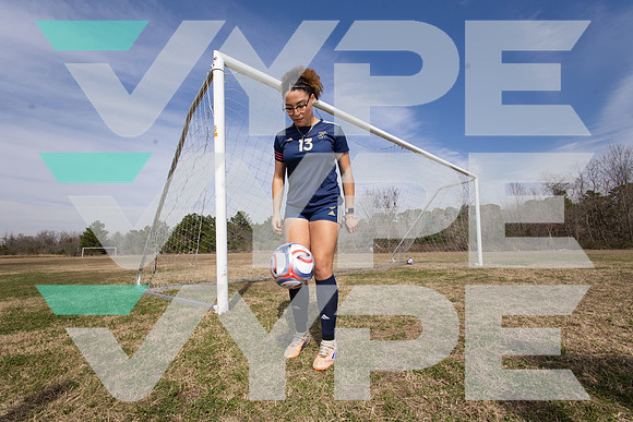 NIMITZ_SOCCER_GIRLS_0407--(BROWN)