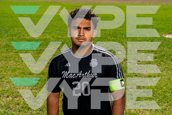 MACARTHUR_SOC_BOYS_00432-(COLLIER)