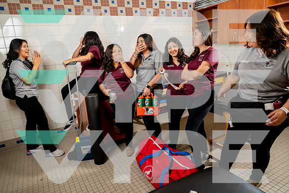 NORTHBROOK_SPORTSMED_TEAM_Alexa Anastasio, Alondra Bernal, Natalie Bernal, Paloma Gutierrez, Vanessa Espino, Xitlaly Constante_185-(BCC)