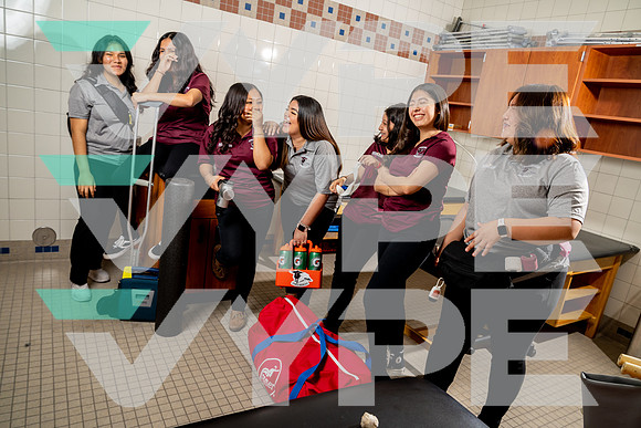 NORTHBROOK_SPORTSMED_TEAM_Alexa Anastasio, Alondra Bernal, Kate Ayala, Natalie Bernal, Paloma Gutierrez, Vanessa Espino_187-(BCC)