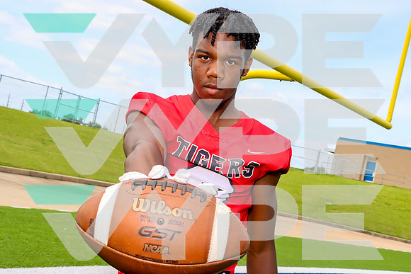 TRAVIS_FB-(LORINCOOK)-7