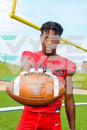 TRAVIS_FB-(LORINCOOK)-6