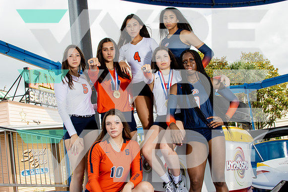 SEVEN_LAKES_VB_TEAM_Grace Lanier, Isabella Deuel, Julia Valverde, LeAnna Beaty, Sameena Burns, Simone Romriell, Temi Sam-Olibale__MG_8030-(LIVRAYMOND)