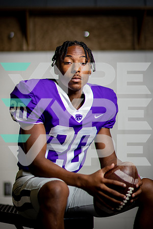 ANGLETON_FB_1840-(DELEON)