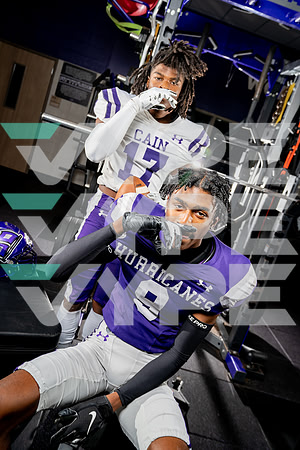 KLEIN_CAIN_FB_Davin Martin, Isaiah Byrd-(BCC)