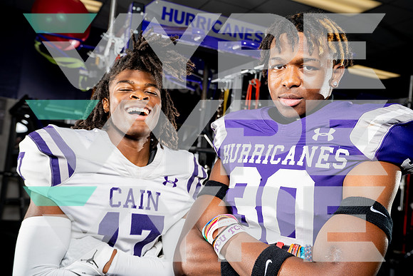 KLEIN_CAIN_FB_Eric Solomon II, Isaiah Byrd-(BCC)-2