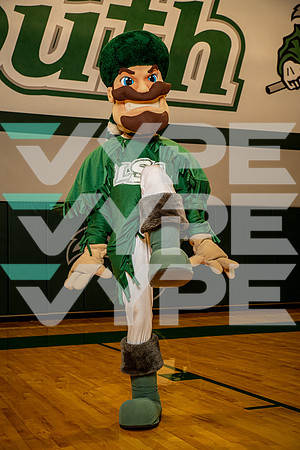 LSA_CHEER_MASCOT_0323-(WRIGHT)