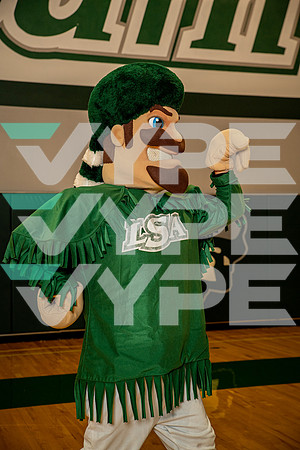 LSA_CHEER_MASCOT_0326-(WRIGHT)