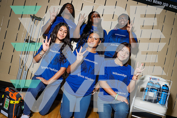 WILLOWRIDGE_TRAINERS-(LORINCOOK)-19