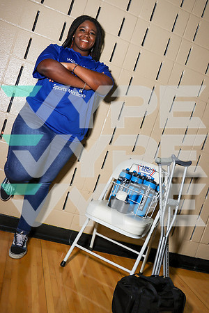 WILLOWRIDGE_TRAINERS-(LORINCOOK)