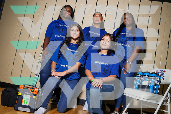 WILLOWRIDGE_TRAINERS-(LORINCOOK)-11