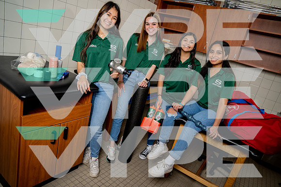 STRATFORD_SPORTSMED_TEAM_Nicole Nop, Patricia Flores, Peyton Whitton, Tatiana Vazquez_02-(BCC)