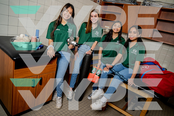 STRATFORD_SPORTSMED_TEAM_Nicole Nop, Patricia Flores, Peyton Whitton, Tatiana Vazquez_01-(BCC)