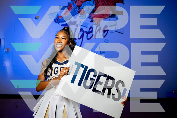 KLEIN_COLLINS_CHEER_Taylor Mackey-(HARTOJO)-2
