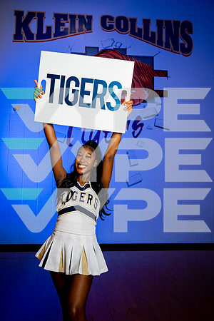 KLEIN_COLLINS_CHEER_Taylor Mackey-(HARTOJO)-3