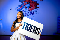 KLEIN_COLLINS_CHEER_Taylor Mackey-(HARTOJO)