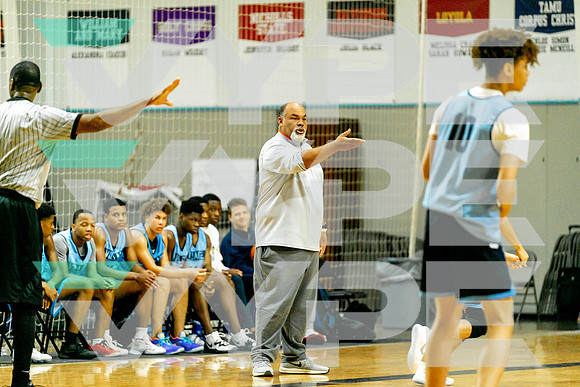 08-VILLAGE_BB_COACH_-(BCC)