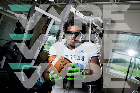 STERLING_FB_Enijah Russell-Evans_01243-(BCC)