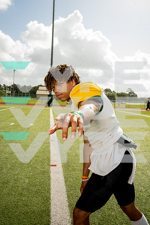 KLEIN_FOREST_FB_Jelani Watkins-(HARTOJO)