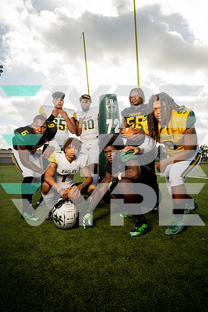 KLEIN_FOREST_FB_TEAM_Brad Spence, Chandler Williams, Jelani Watkins, Jossue Rios, Parker Jenkins, Robert Graves, Tivrell Hollings-(HARTOJO)-3