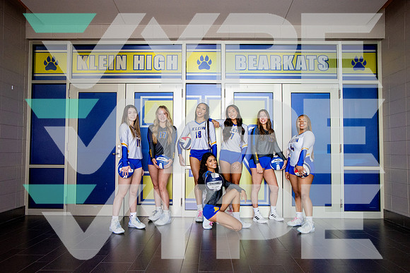 KLEIN_VB_TEAM_Kailyn Lee, Katie Koonts, Kiersten Hay, Kinslee Smith, Lauryn Gonzales, Mikala Sampson, Rachel Heilbrun-(DBROWN)-4