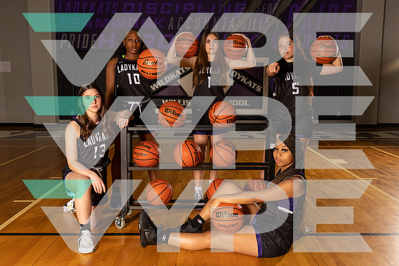 WILLIS_GBB_TEAM_Elle Wienecke, Essence Traylor, Lucyna Smith, Seraiah Davis, Teresa Garcia Cuasante-(BROWN)-2