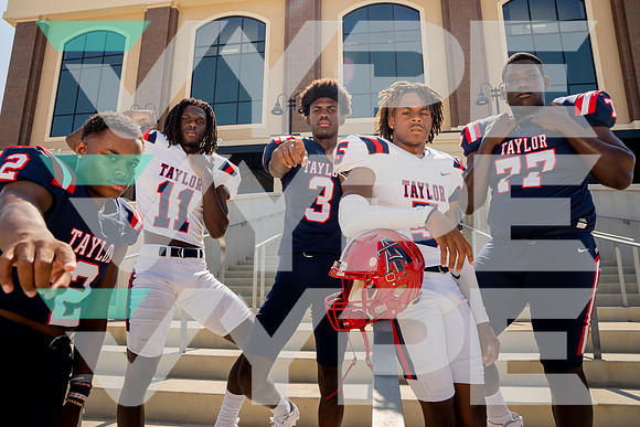 ALIEF_TAYLOR_FB_05507-(HARTOJO)