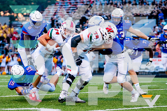 20-TWHS_OAK_RIDGE_FB_Jack Calhoun, Tyler Fritz-(BCC)