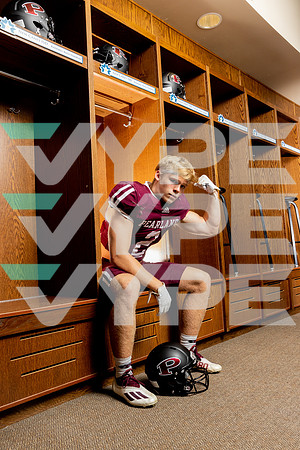 PEARLAND_FB_1776-(DELEON)
