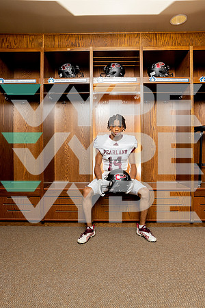 PEARLAND_FB_1789-(DELEON)
