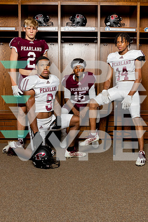 PEARLAND_FB_1740-(DELEON)