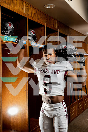 PEARLAND_FB_1822-(DELEON)