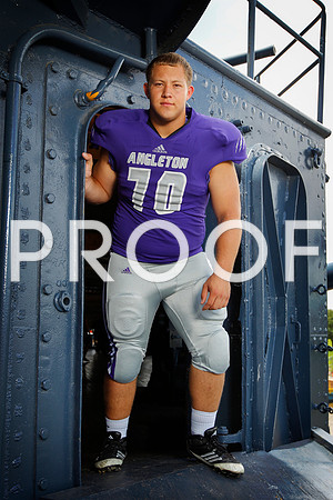 VYPEfootballpreview2014_017