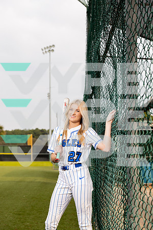 BARBERS_HILL_SFBL_Brookelynn Livanec-(DELEON)-3